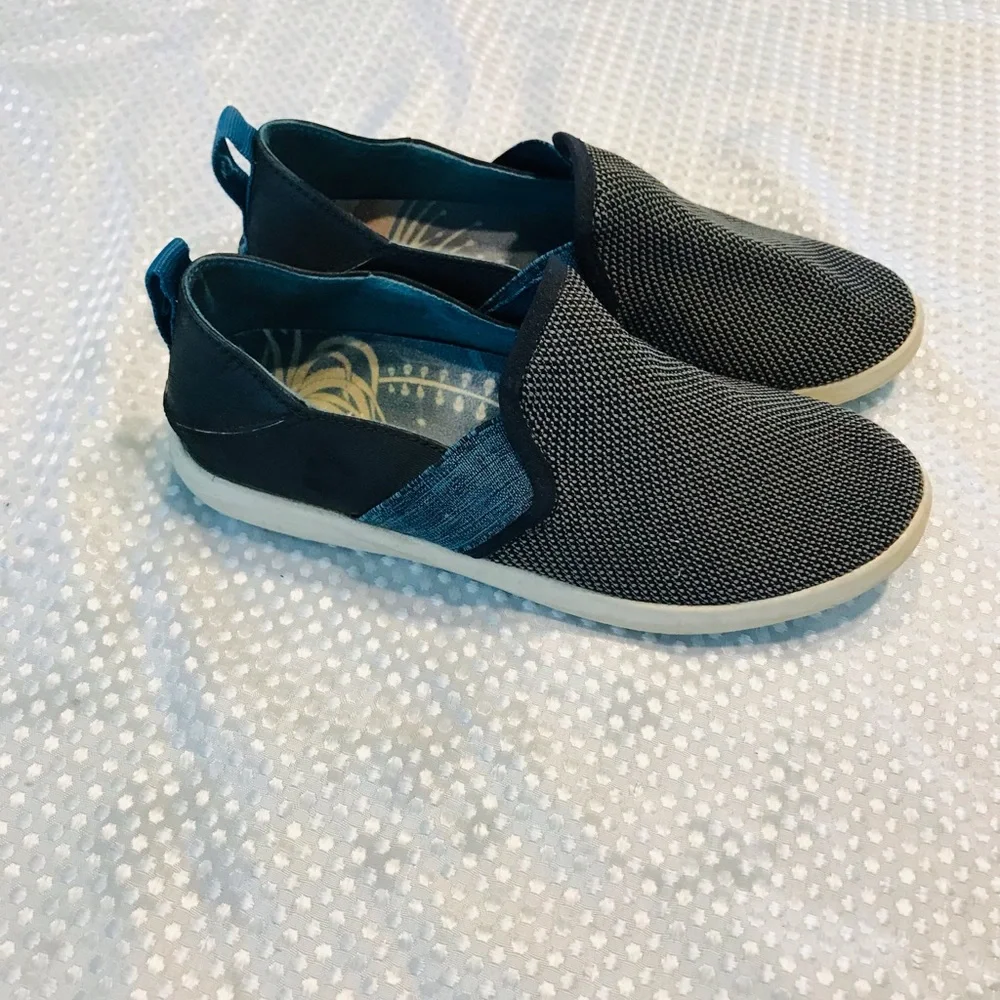 Olukai sneakers